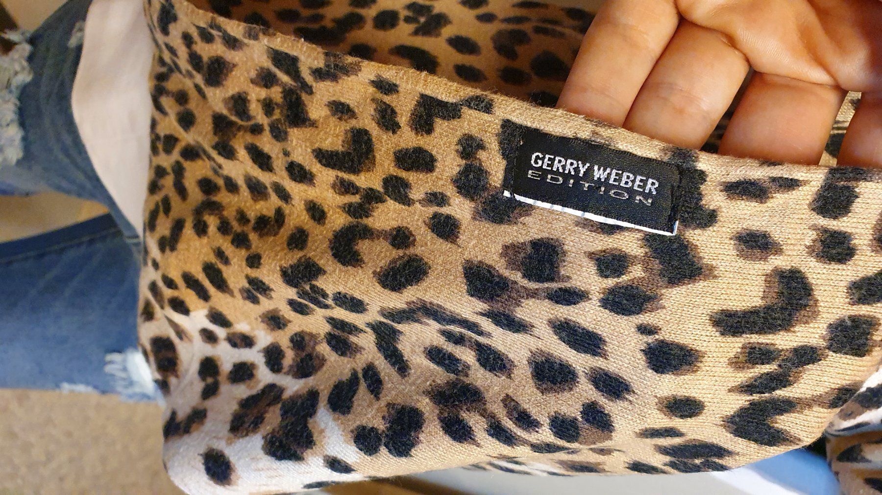 Gerry Weber Foulards, Tücher & Schals: 🌺Gerry Weber Schal🌺 – Gebraucht aus Wald ZH von CapLux 2