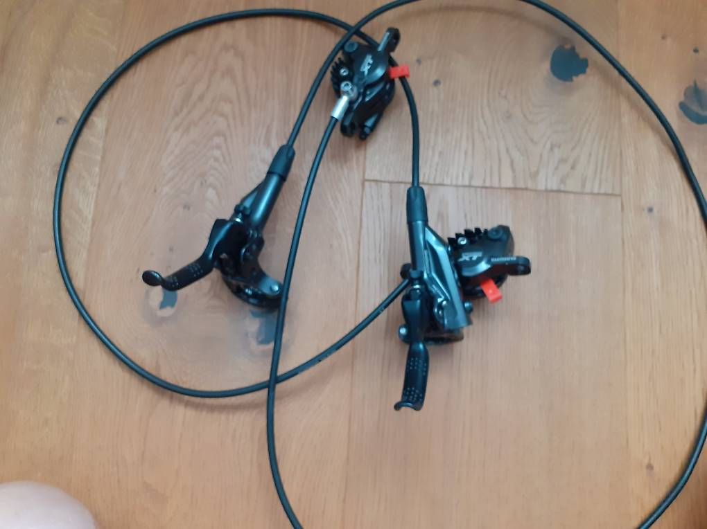 Shimano Pezzi di ricambio: ShimanoXT Scheibenbremsset vorne/hinten, ohne Bremsbeläge – Usato da Cazis venduto da Lucio05 1