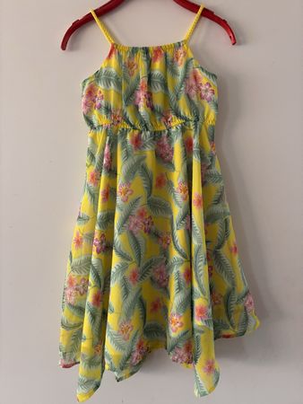 Tolles Kleid Gr. 104, H&M