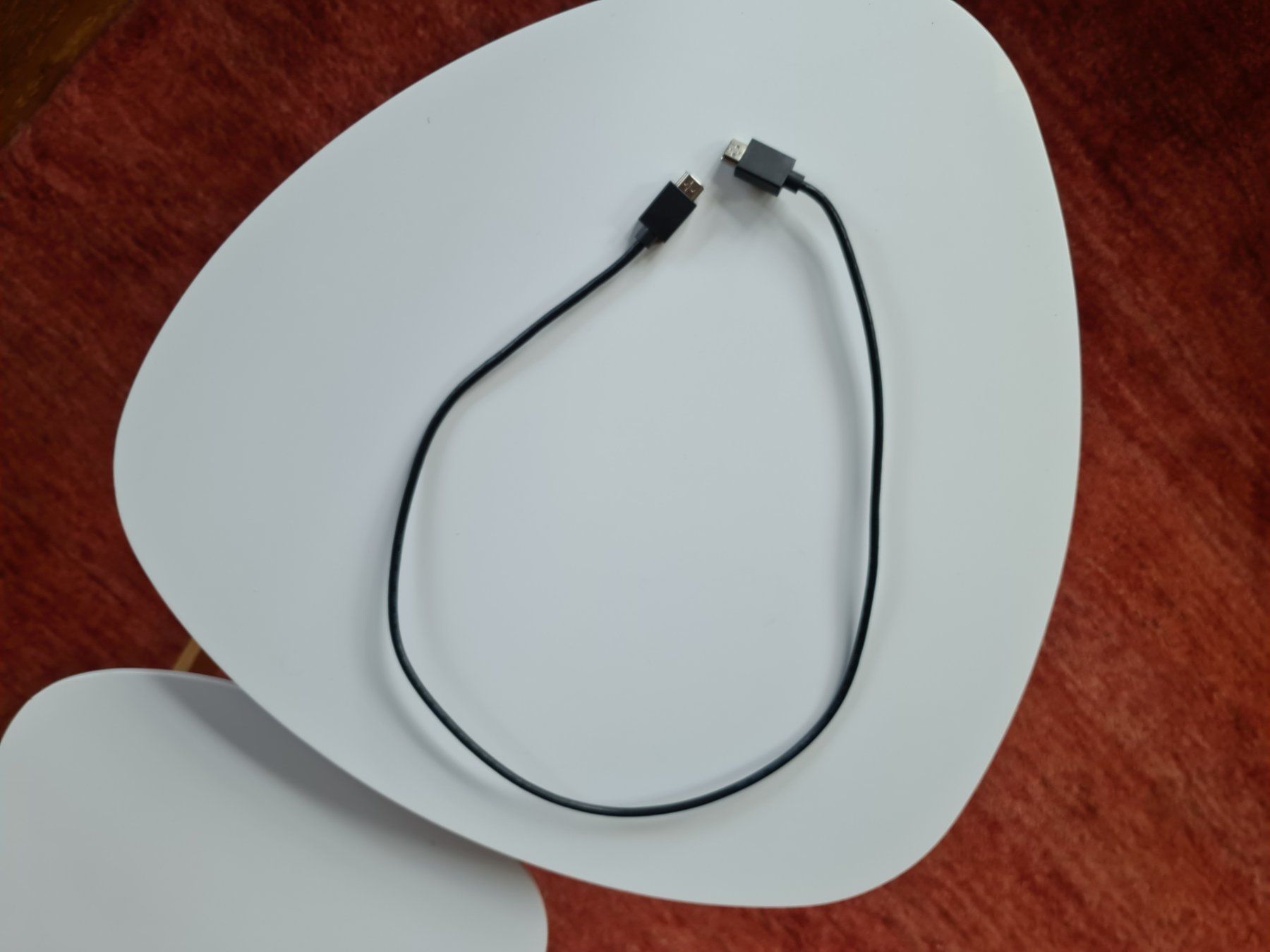 Cavi: Philips Hue HDMI-Kabel 1 Meter – Usato da Hinwil venduto da gianna.fischer 1