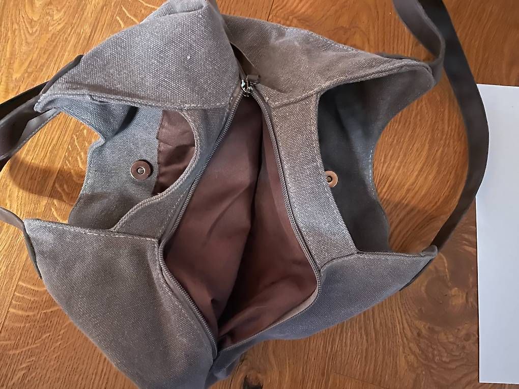 Sacs femmes: Handtasche neu – Neuf (Voir description) à Weissenburg par usem_Oberland 3