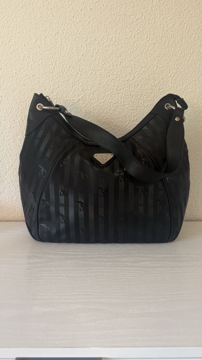 Maison Mollerus Taschen für Damen: Maison Mollerus Handtasche schwarz – Gebraucht aus Kloten von S_m00