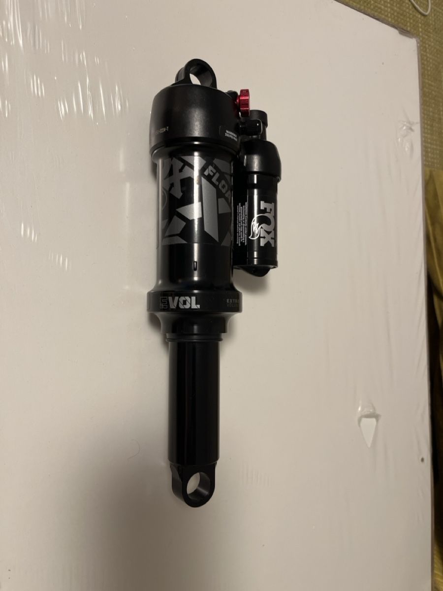 Fox Pezzi di ricambio: Dämpfer Fox Float X EVOL 230 x 65mm neuwertig – Nuovo (secondo la descrizione) da Breganzona venduto da Vstadelmann
