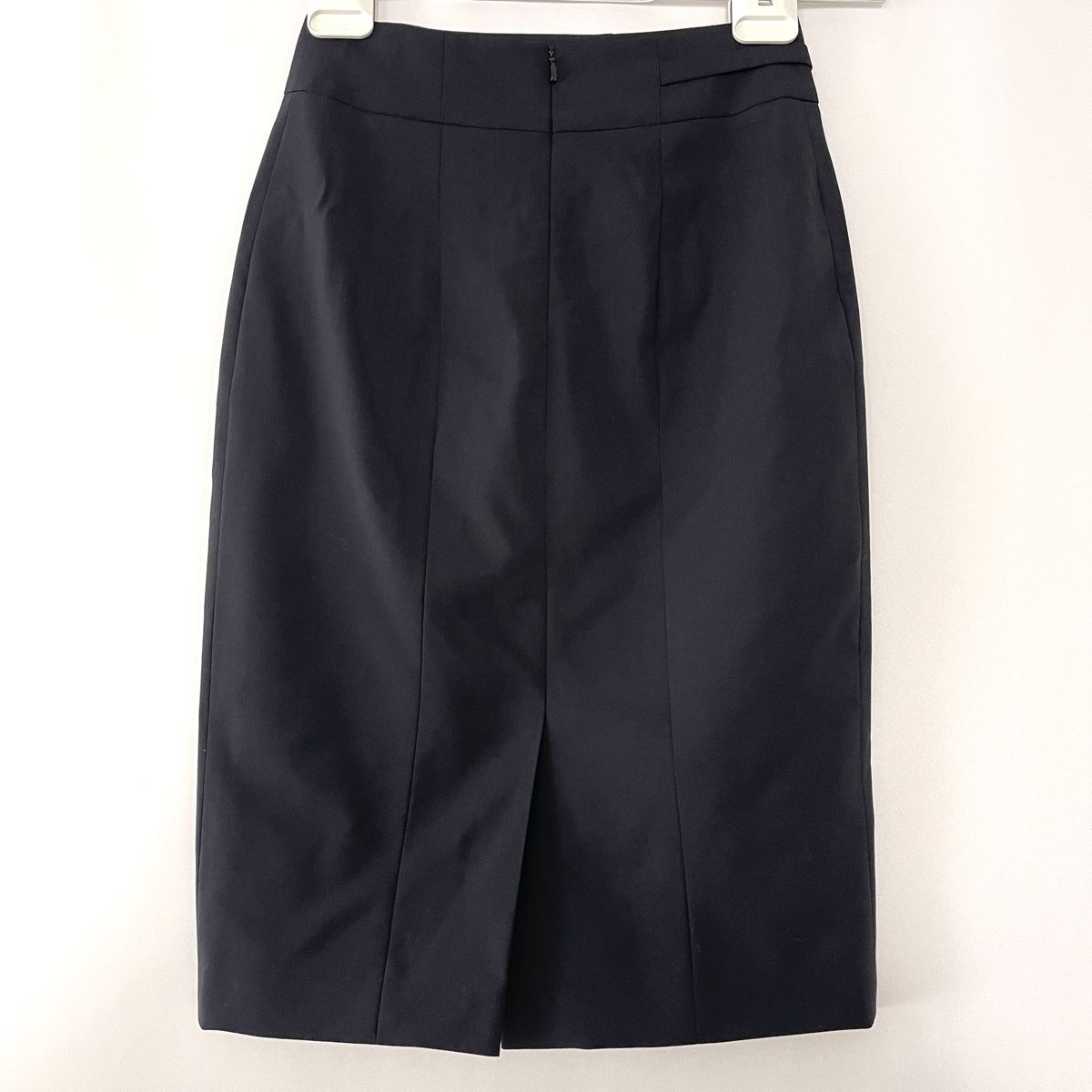 Hugo Boss Gonne: BOSS new wool skirt – Nuovo (secondo la descrizione) da Freienbach venduto da Avviivva_Shop 2