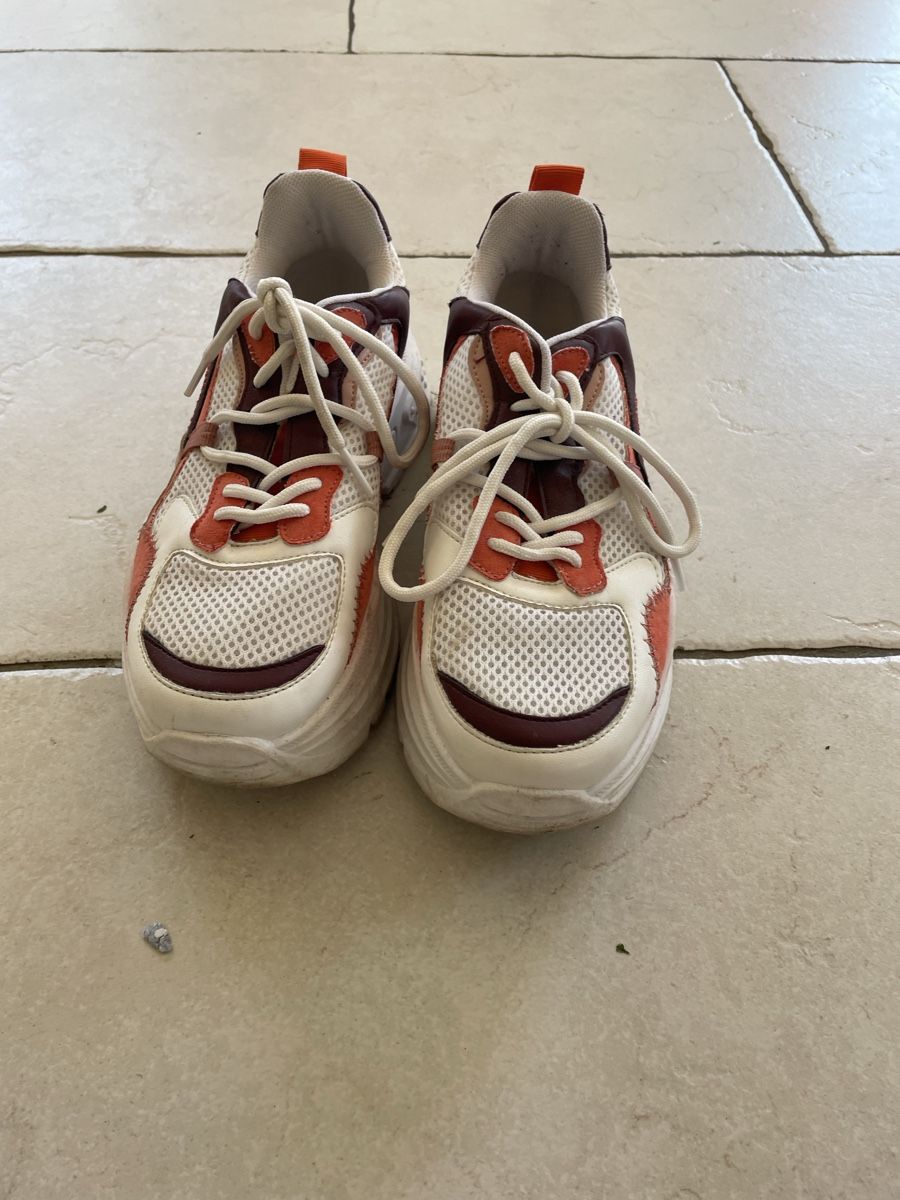Scarpe da donna: Paire de baskets – Usato da Lavigny venduto da Lea_9rxv 2