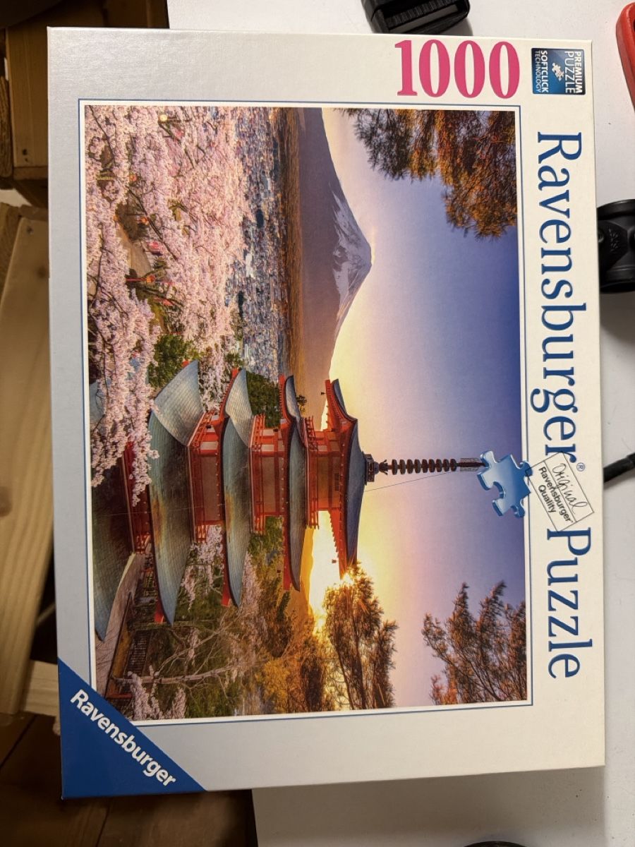 Ravensburger Puzzle: Ravensburger 1000 Puzzle Japan – Usato da Grafstal venduto da NadineFrei