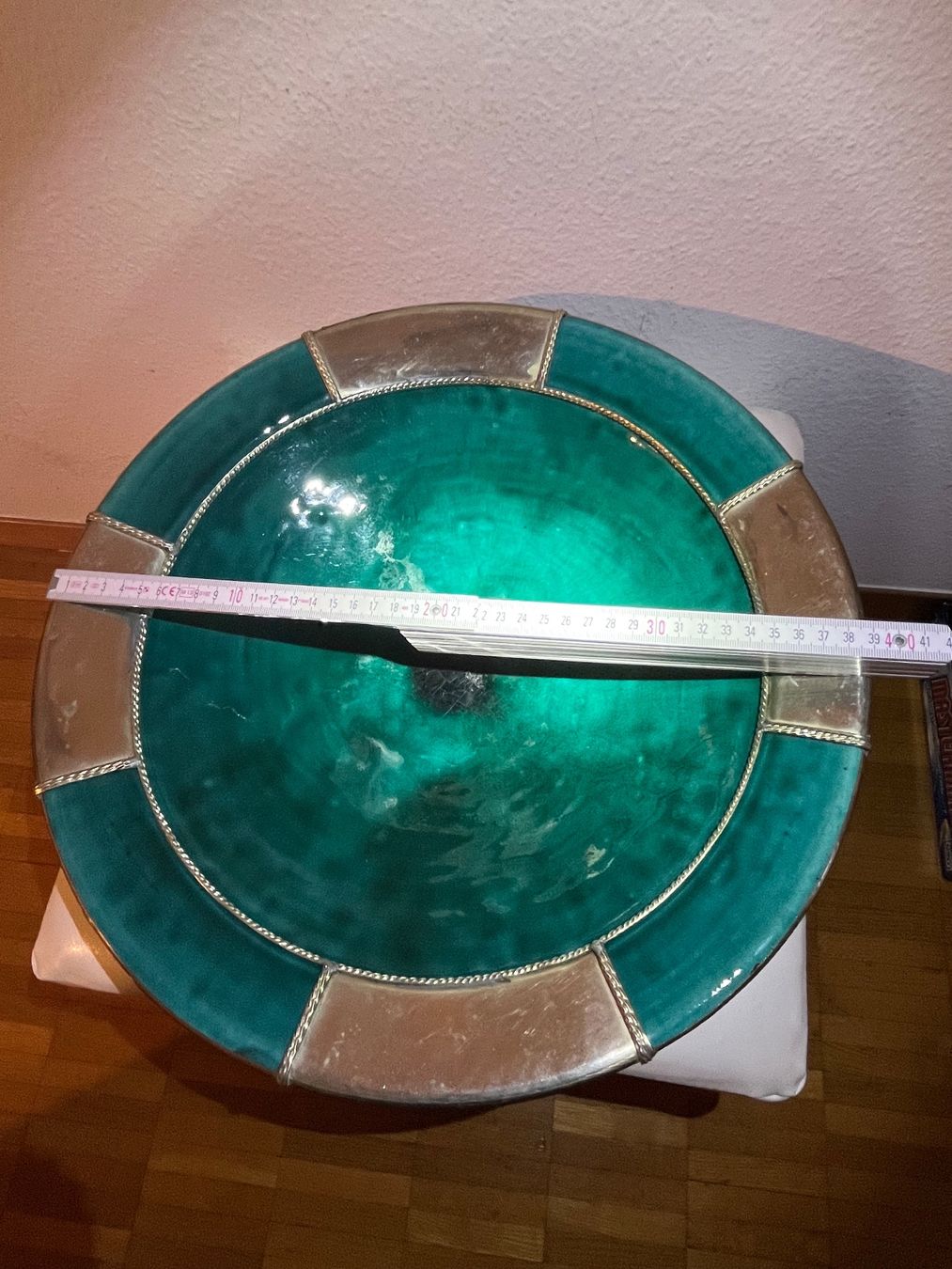 Ciotole: Marokkanische Vintage Keramik Schale Türkis mit Zinn Rahmen – Usato da Männedorf venduto da Maru83 5
