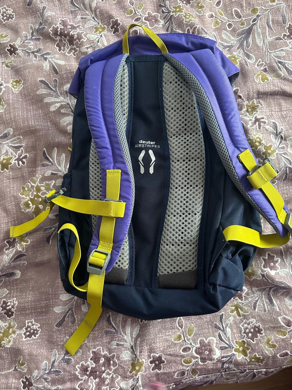 Deuter Kindertaschen: Junior Wanderrucksack Deuter – Gebraucht aus Meilen von Ekagar 1