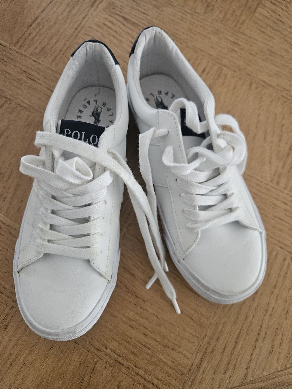 Ralph Lauren Scarpe per ragazzi: baskets – Nuovo (secondo la descrizione) da Chêne-Bourg venduto da gab_7cg8
