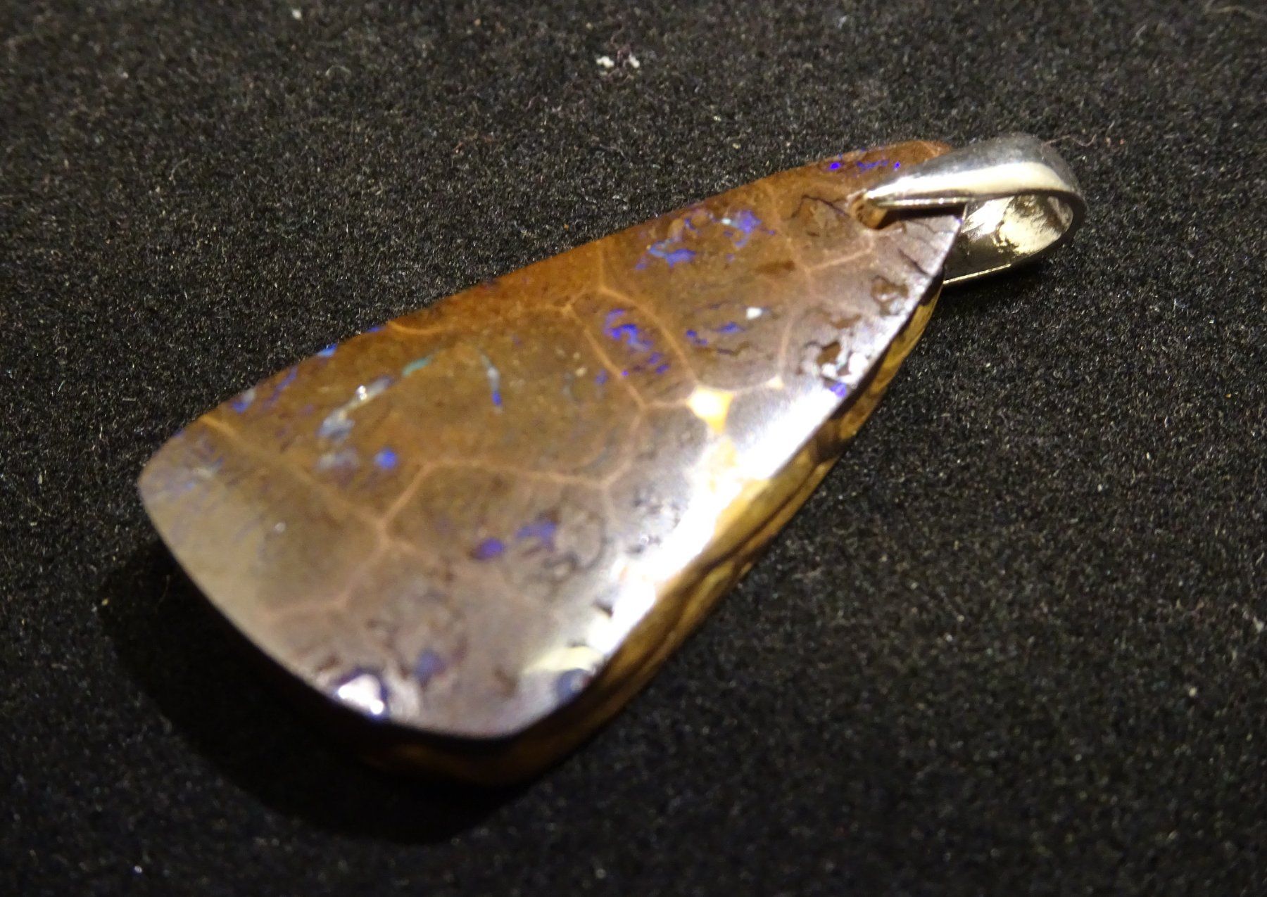 Ciondoli: Anhänger Boulder Opal. – Nuovo (secondo la descrizione) da Niederbüren venduto da Raphael014