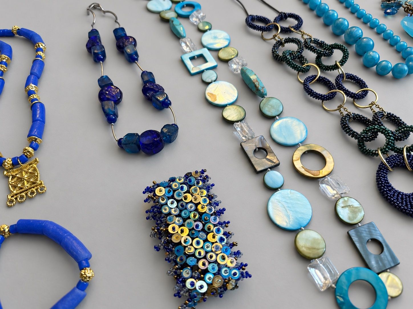 Sonstiger Schmuck: Modeschmuck-Konvolut (68) – Gebraucht aus Dachsen von Lor_s 2