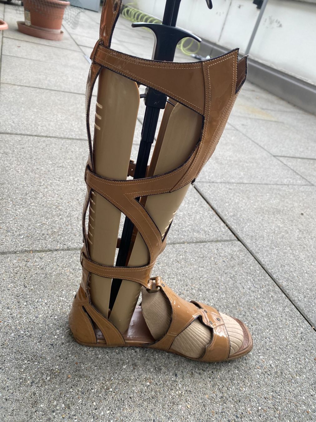 Alaia Scarpe da donna: Alaia Römersandale mit Stiefelspanner – Usato da Zürich venduto da Gemi 1