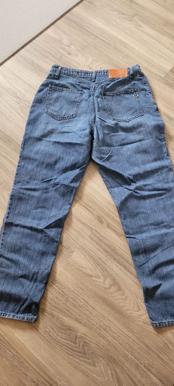Please Jeans Jeans: Jeans please barrel taille Médium – Usato da Echallens venduto da frimousse2008 2
