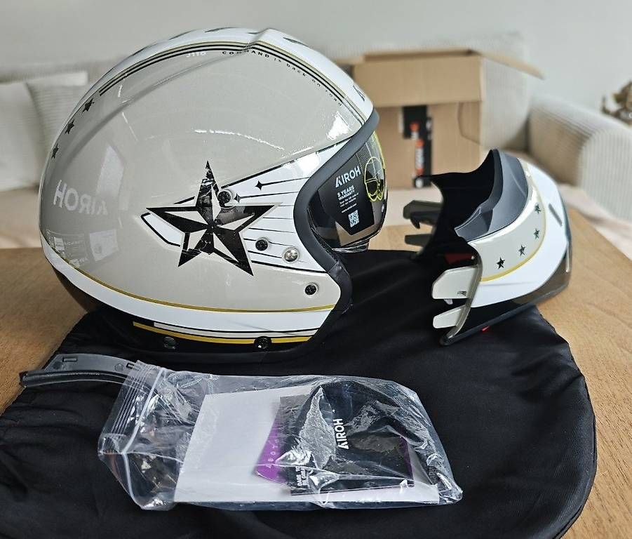 Casques & visières: AIROH Jet- und/oder Integral Motorradhelm - NEU + OVP – D'occasion à Bertschikon Gossau par howieman 3