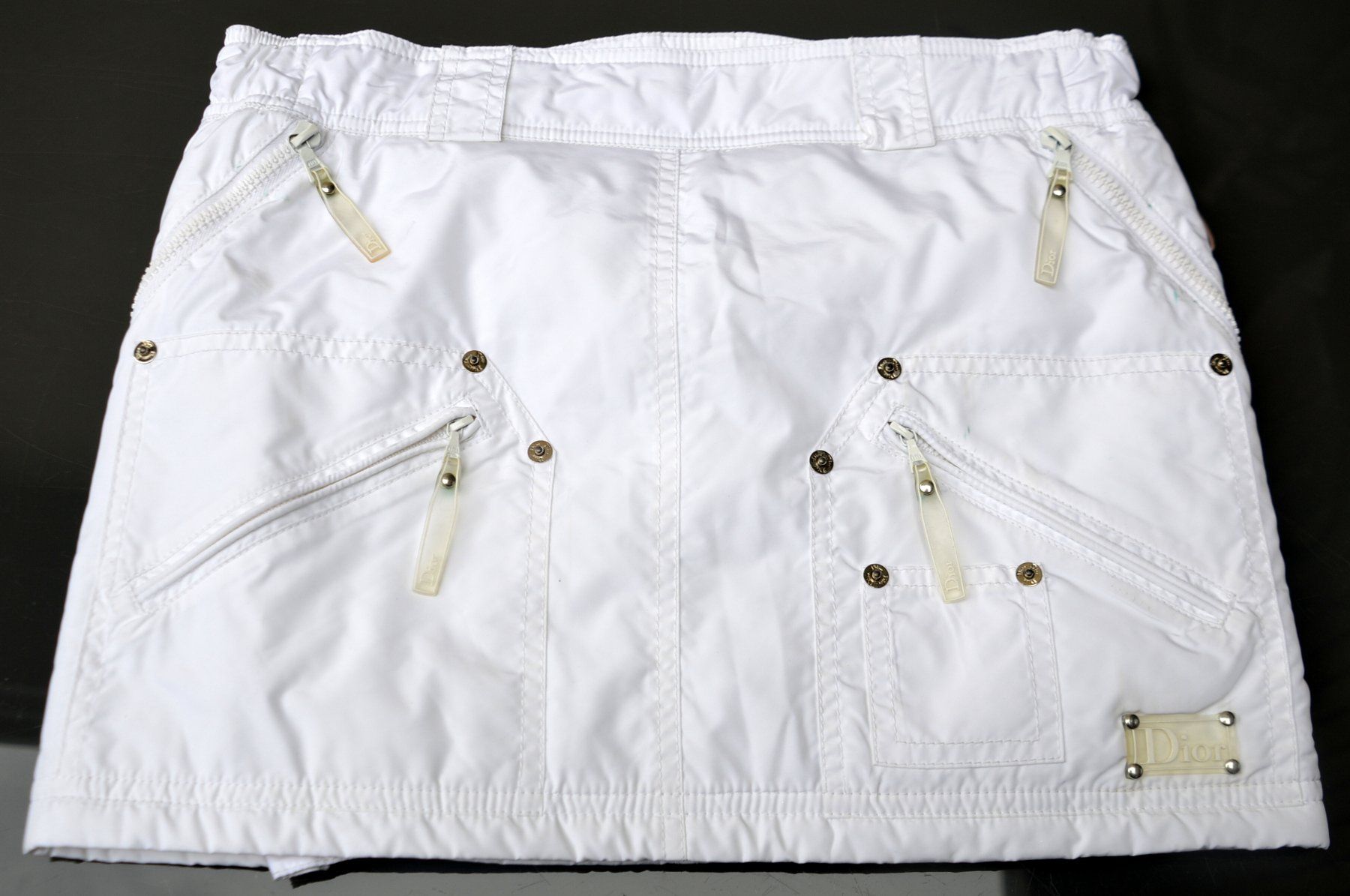 Dior Gonne: Rock Christian Dior jupe .36/34 – Usato da Collonges venduto da Auganien