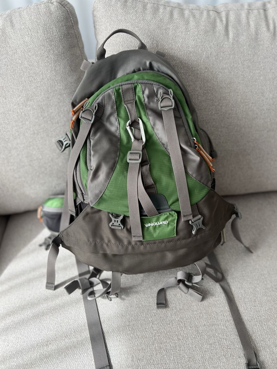 Vanguard Zaini: Fotorucksack Vanguard Kinray – Usato da Wabern venduto da sonicblind