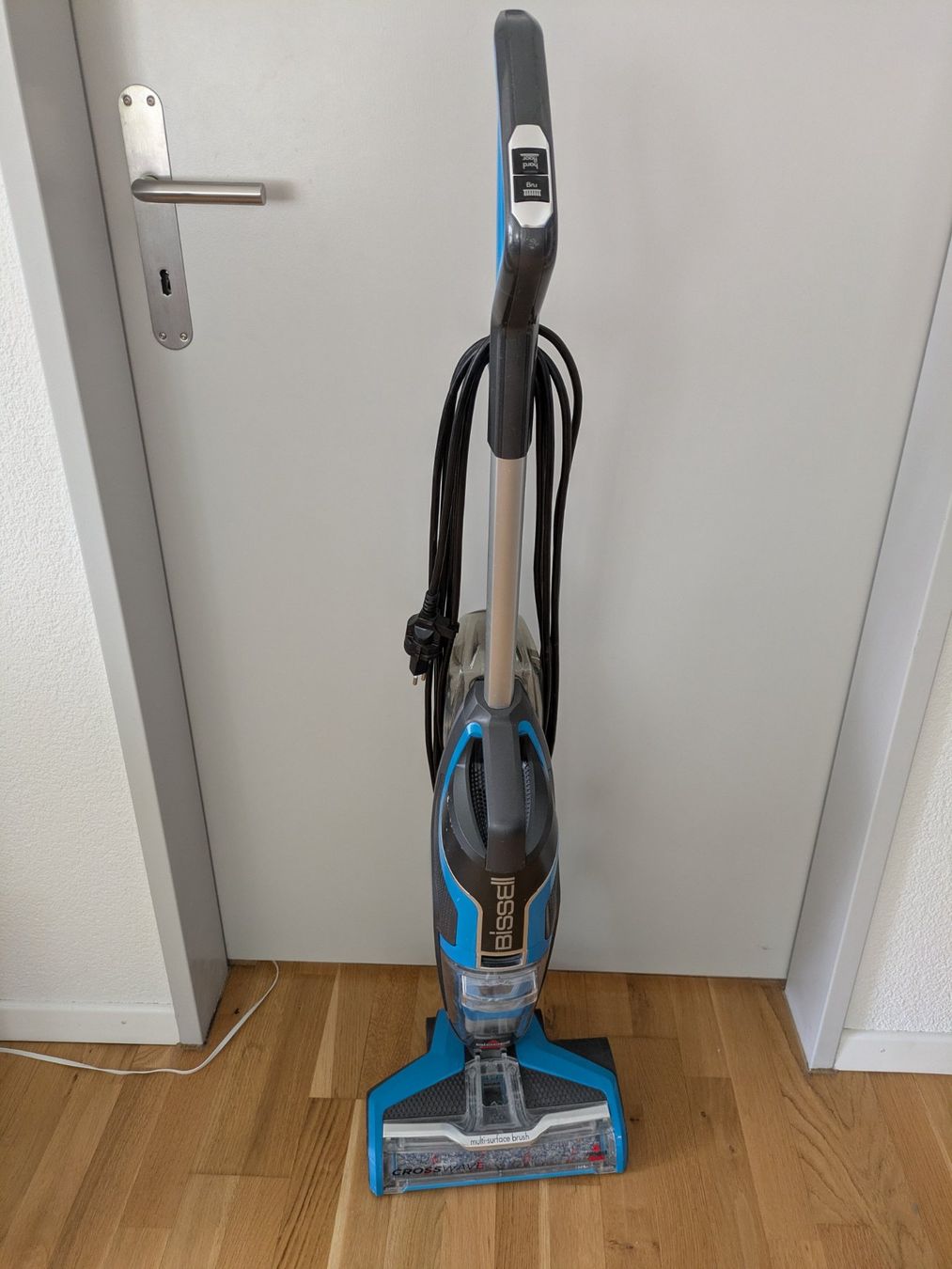 Bissell Aspirapolveri & Accessori: Bissell Crosswave Bodenreiniger – Usato da Liebefeld venduto da Chrisboim