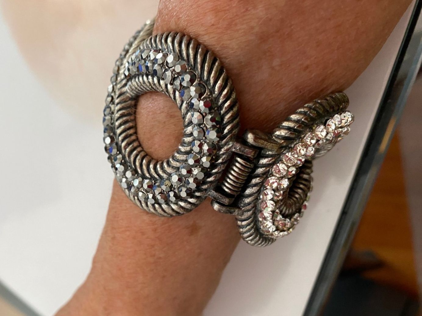 Bracciali & Braccialetti: Armspange mit Strass – Usato da Flaach venduto da hundeli2 1