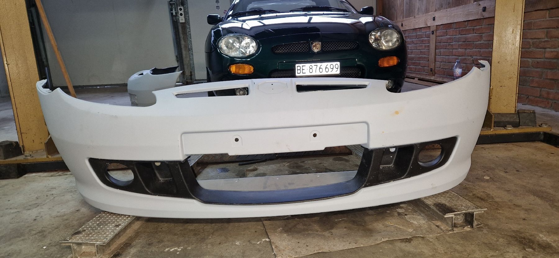 MG Tutti pezzi di ricambio auto: MG TF Stosstange vorne – Nuovo (secondo la descrizione) da Wasen im Emmental venduto da kusi037 2