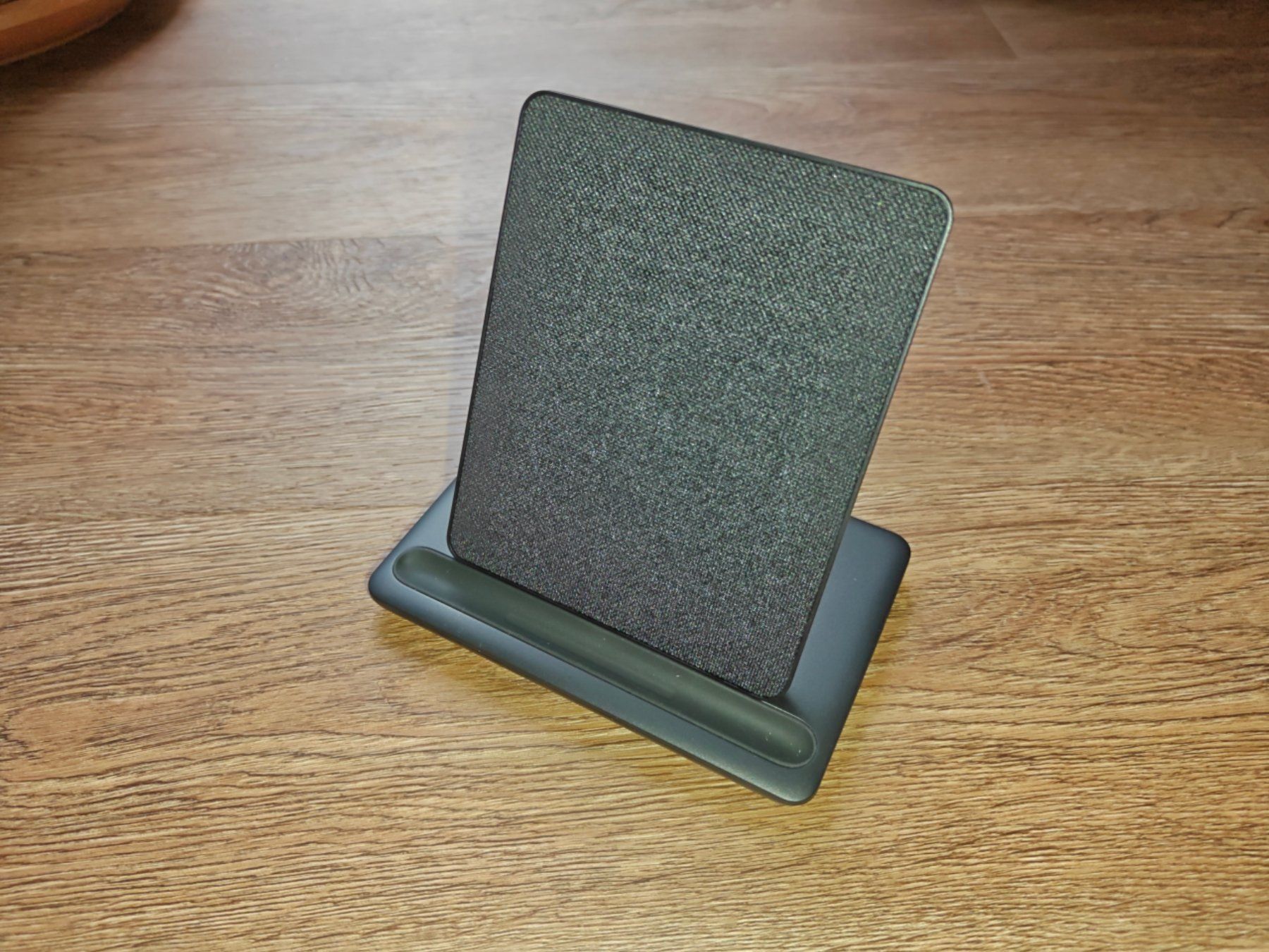 Caricabatterie: Wireless Lade Dock für Kindle – Usato da Kefikon TG venduto da Mitx