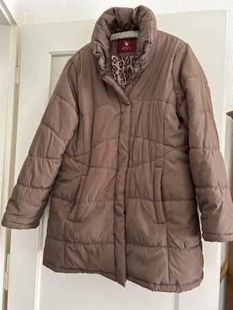 Manteau dame brun style doudoune taille L 