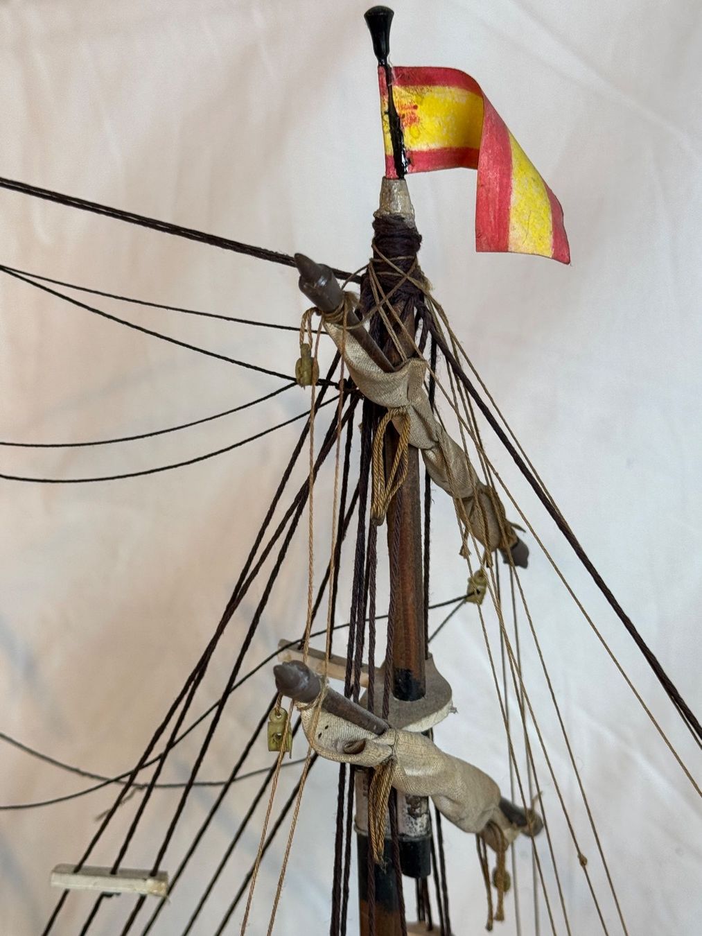 Kit di modellismo & Modellini statici: Schiffsmodell Spanische Fregatte, – Usato da Sachseln venduto da BONATI01 4