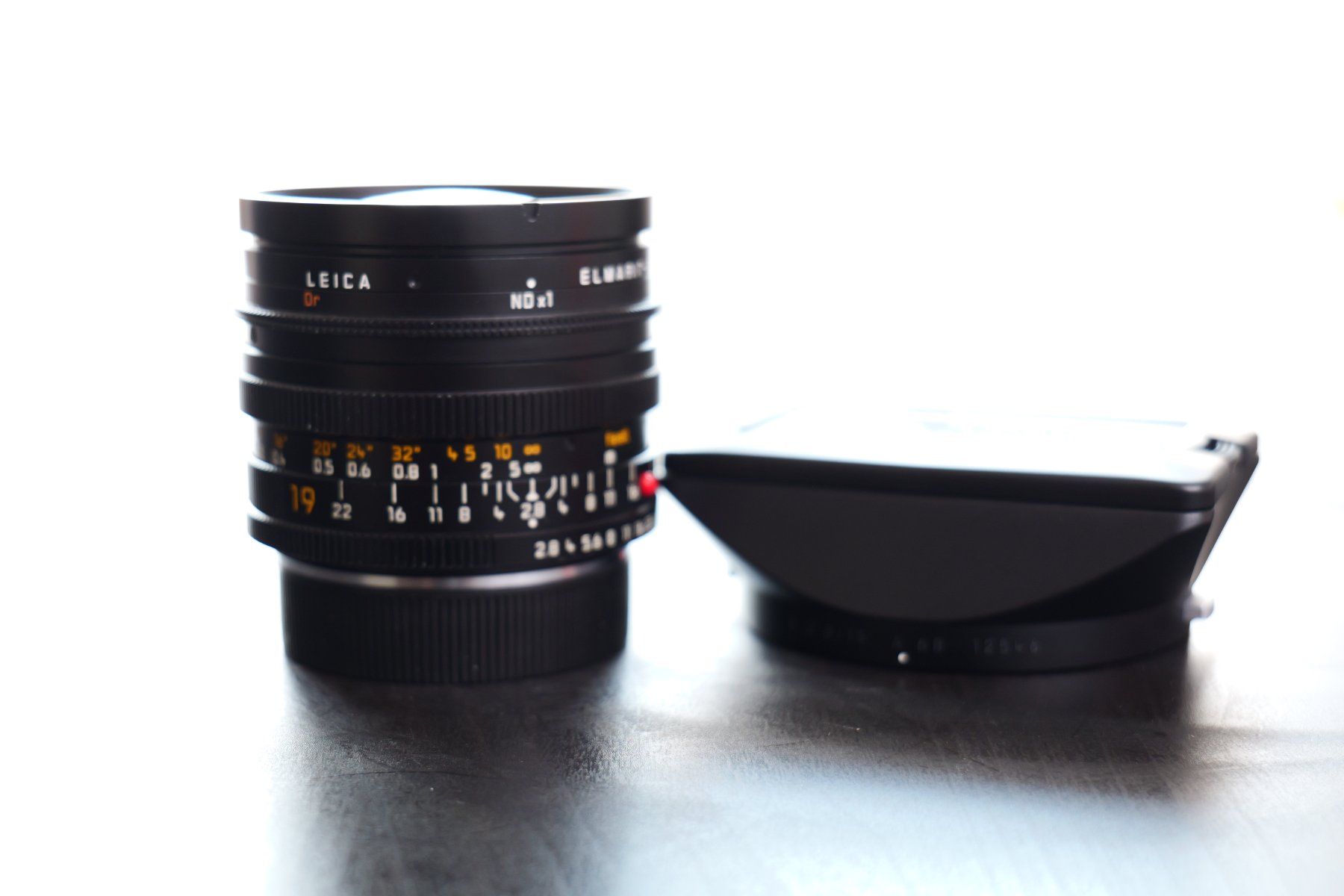 Leica Obiettivi: Leica Elmarit-R 19mm f2.8 Version 2 – Usato da Tecknau venduto da LevinLaufmann 9