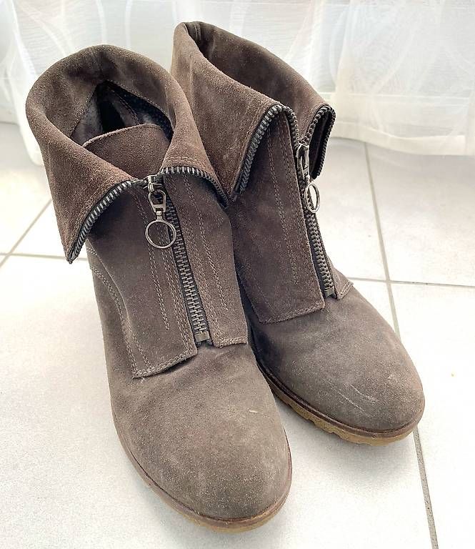 Globus Scarpe da donna: Bottines compensées Globus shoes taille 40 anthracite – Usato da Gilly venduto da FlorenceGill