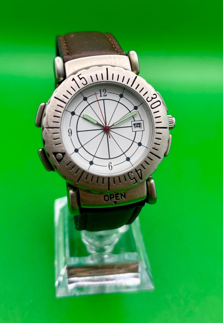 Montres: MARLBORO ADVENTURE TEAM KOMPASS-UHR – Défectueux à Rorschach par ZeitWerk.10