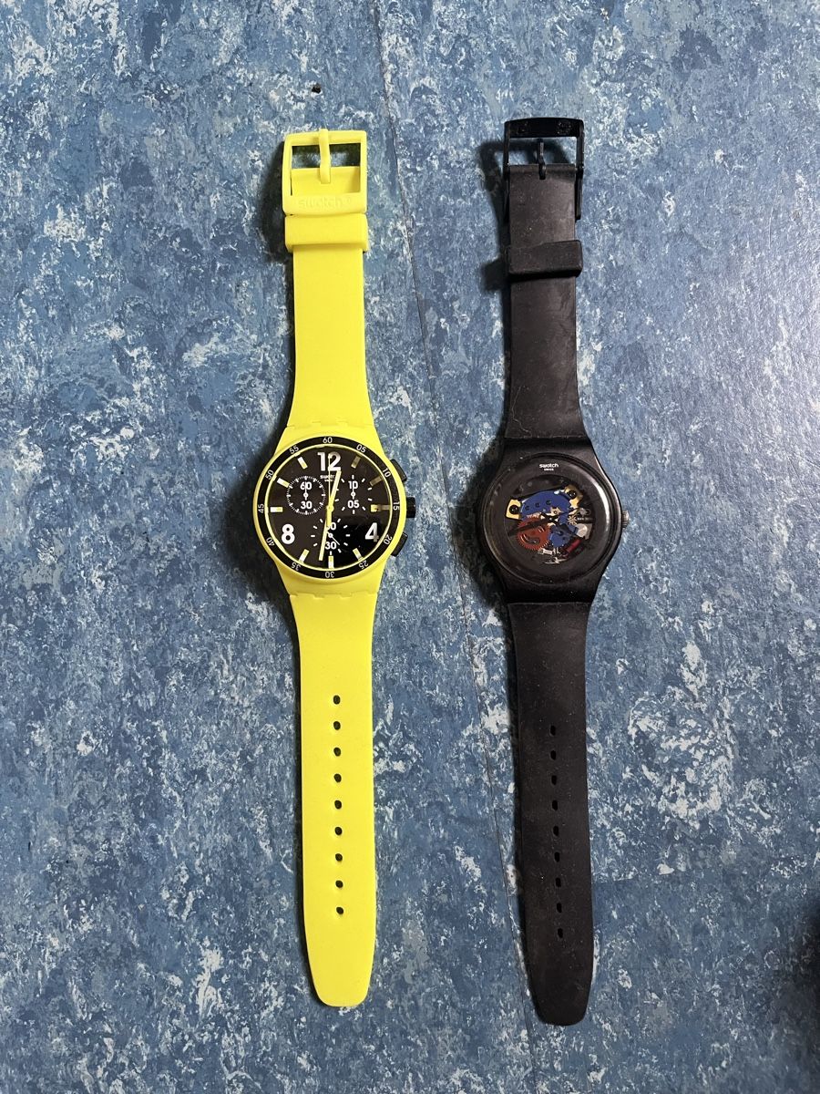 Swatch Montres: Swatch Uhren gelb schwarz gebraucht – D'occasion à Grenchen par Shyla1611