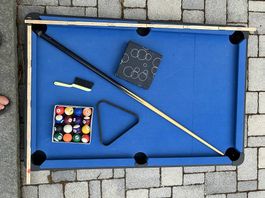 Kinder Pooltisch