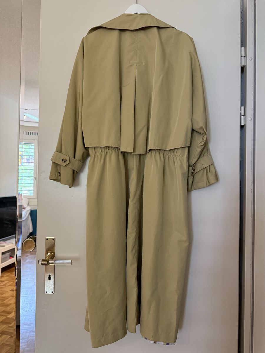 Cappotti: Vintage oversized Raven trench coat size 38 – Usato da Genève venduto da hai_2rp8 5