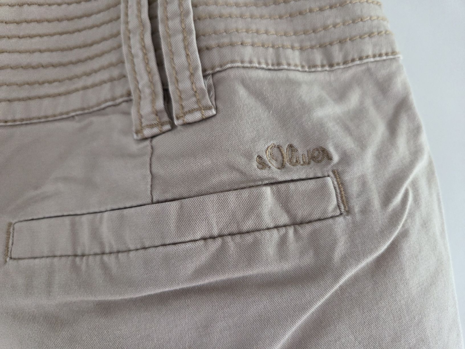 S.Oliver Pantaloni: NEU S.Oliver Bermuda Beige Gr. 36 – Nuovo (secondo la descrizione) da Villars-sur-Glâne venduto da richardette 3