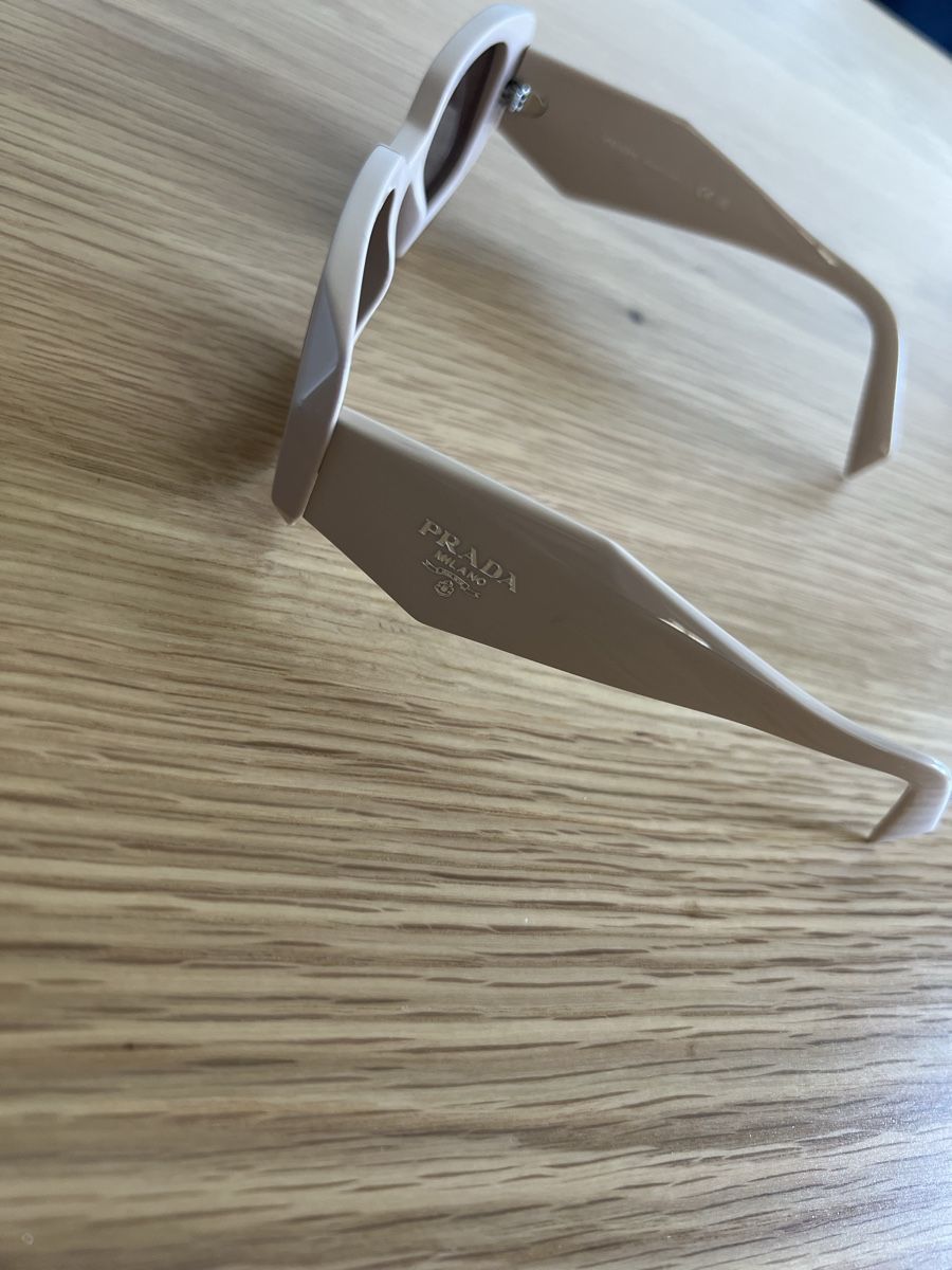 Prada Brillen & Gläser: Prada Sonnenbrille – Neu (gemäss Beschreibung) aus Horgen von Anicaaa 2