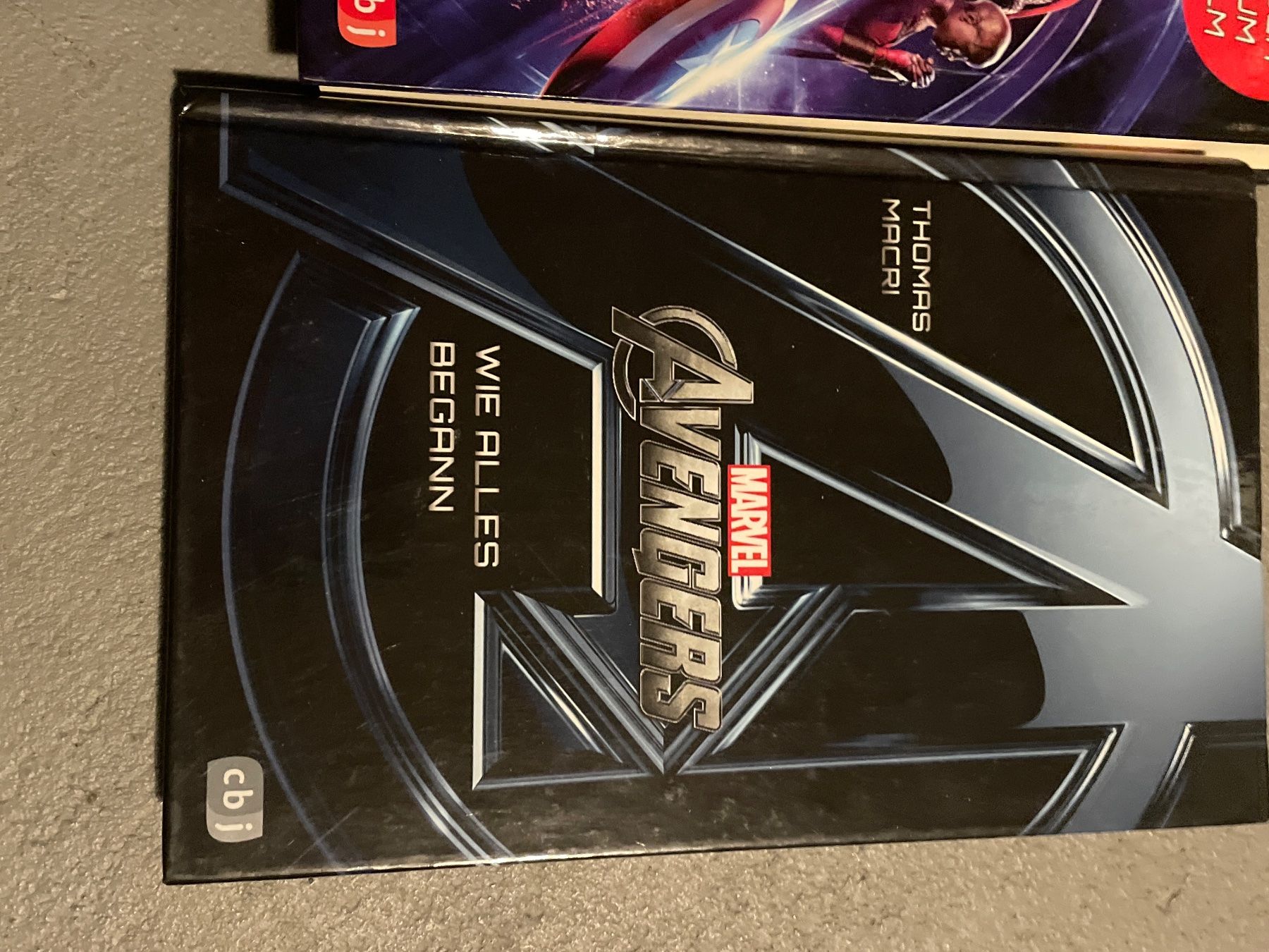 Libri: Marvel- Avengers 2 Bücher – Usato da Obfelden venduto da 3zwerge 2