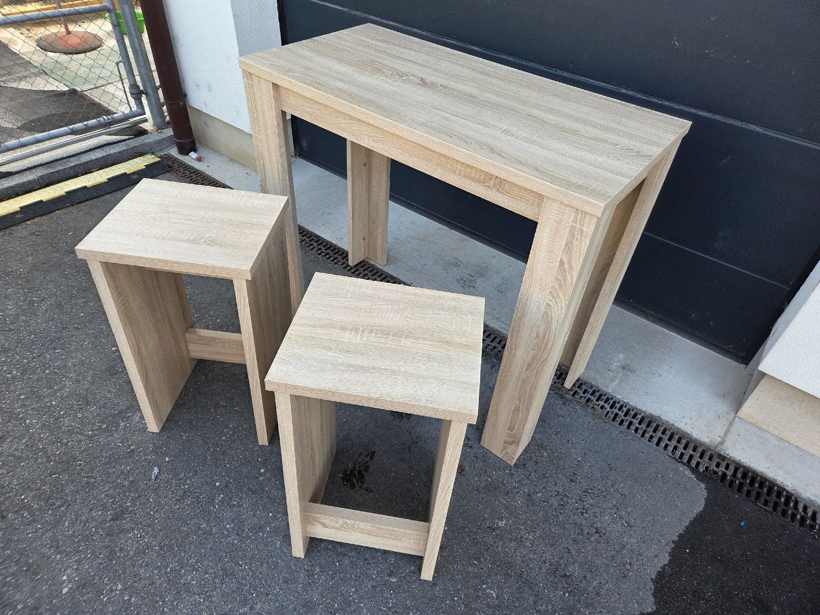 Set de table et chaises: Bartisch Set – D'occasion à Oberhasli par General-Dealer 1