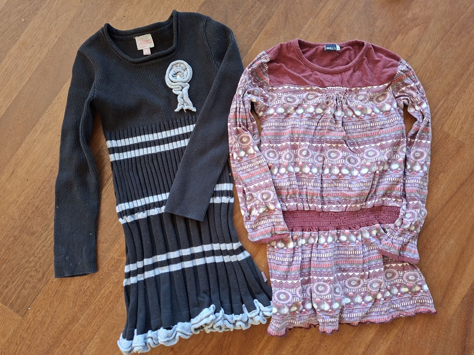 Lotti & Set di vestiti: 4-teiliges Kleiderpaket Grösse 128 – Usato da Thun venduto da SiHoSt 3