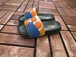 Kronos Badeschuhe, Grün/Tiger, Grösse 28 - Sommerhit!
