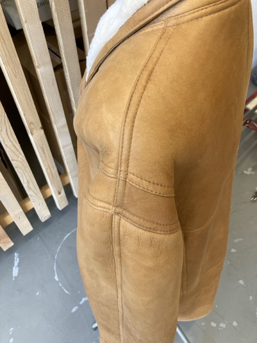 Mäntel: Mega weicher Lammfell Mantel Gr 42 – Gebraucht aus Flums von Limatools 2
