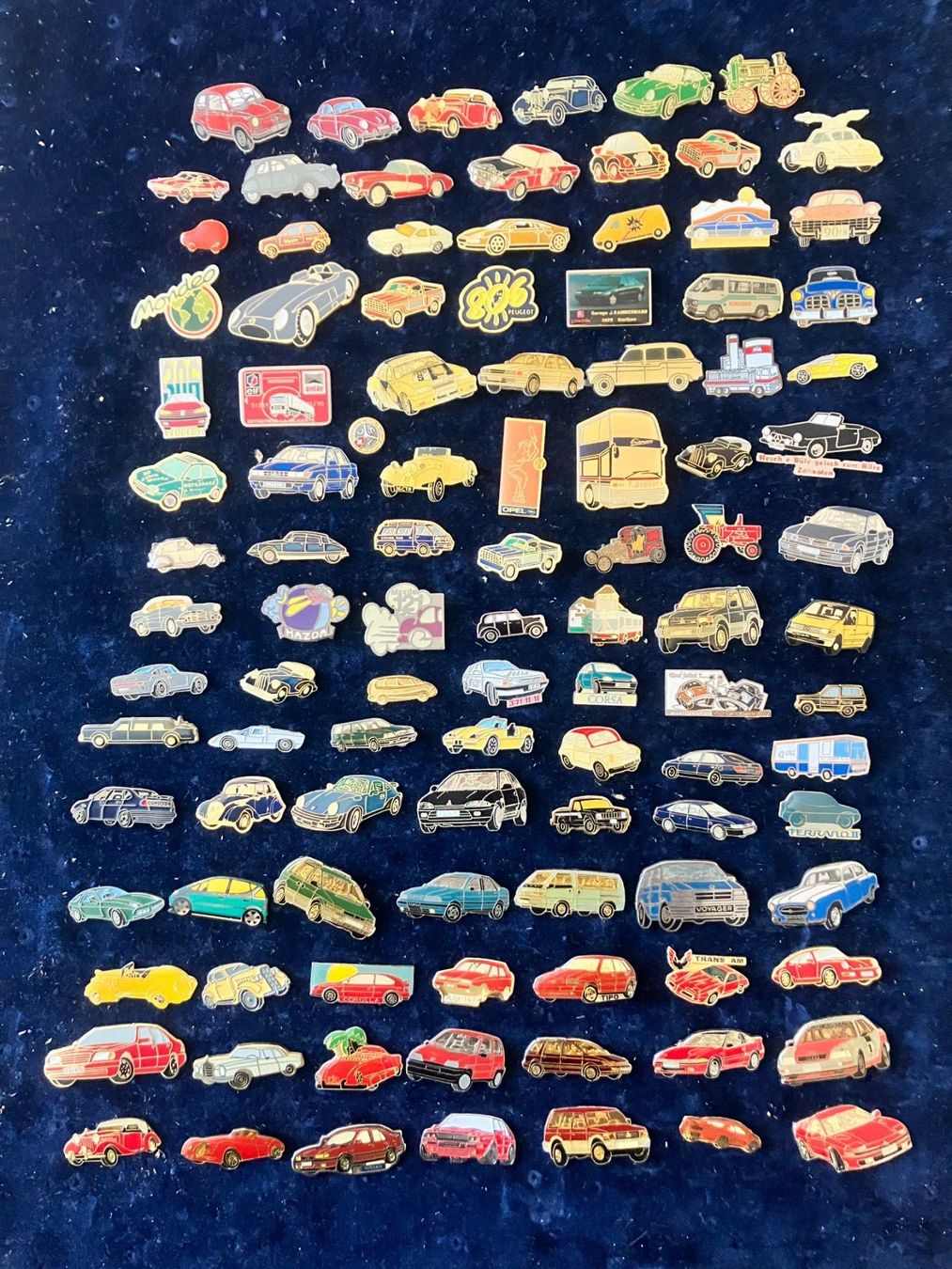 Placchette & Badge: ca. 100 Pin diverse Autos (20) – Usato da Basel venduto da djwwpp
