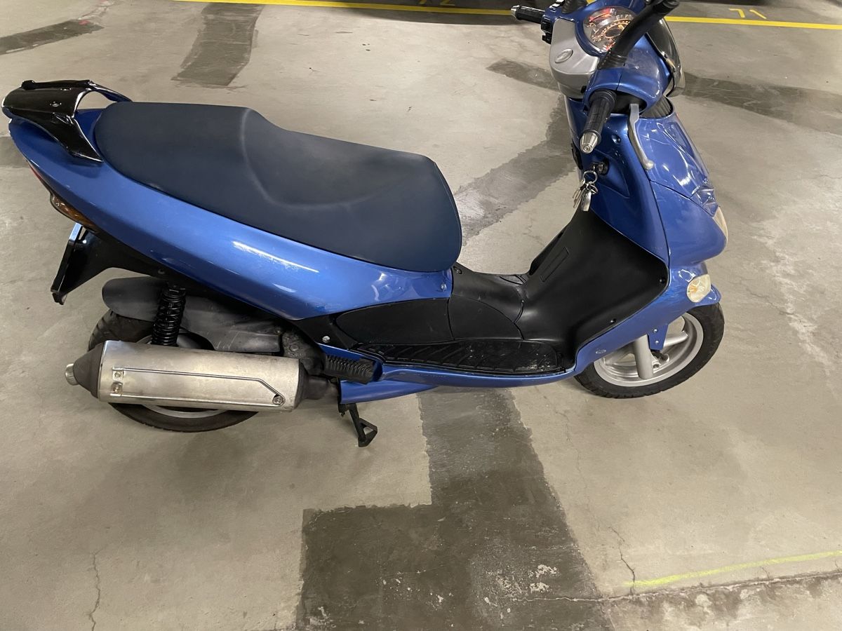 Aprilia Scooter: Aprillia Leonardo 125 – Difettoso da Gossau SG venduto da noa_m92n 3