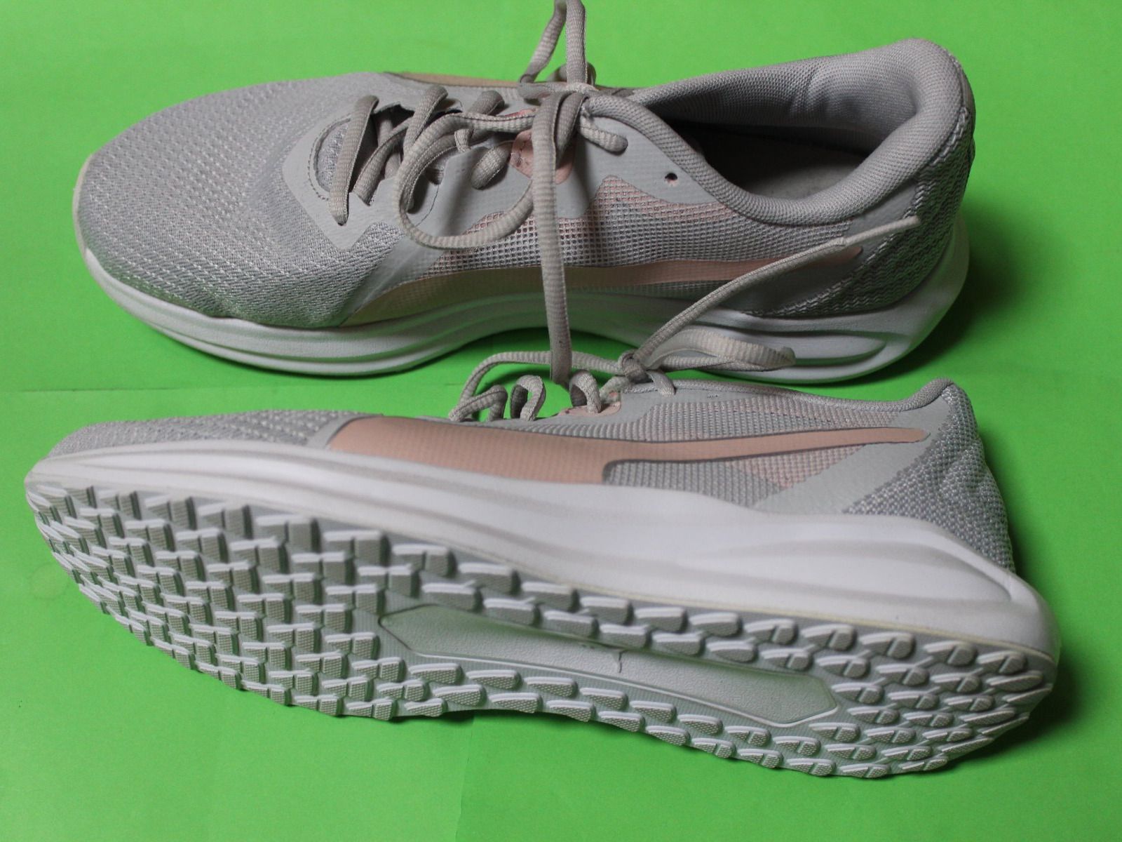 Puma Scarpe da donna: PUMA Turnschuhe Damen Grösse 39 – Usato da Tübach venduto da JamesStone 2