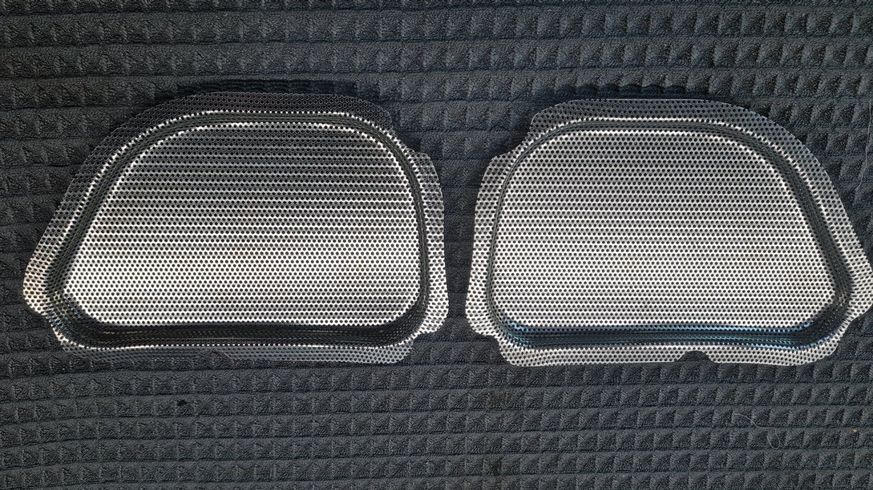 Casse acustiche: Harley Road Glide Lautsprechergitter – Nuovo (secondo la descrizione) da Wangen SZ venduto da mollosser 1