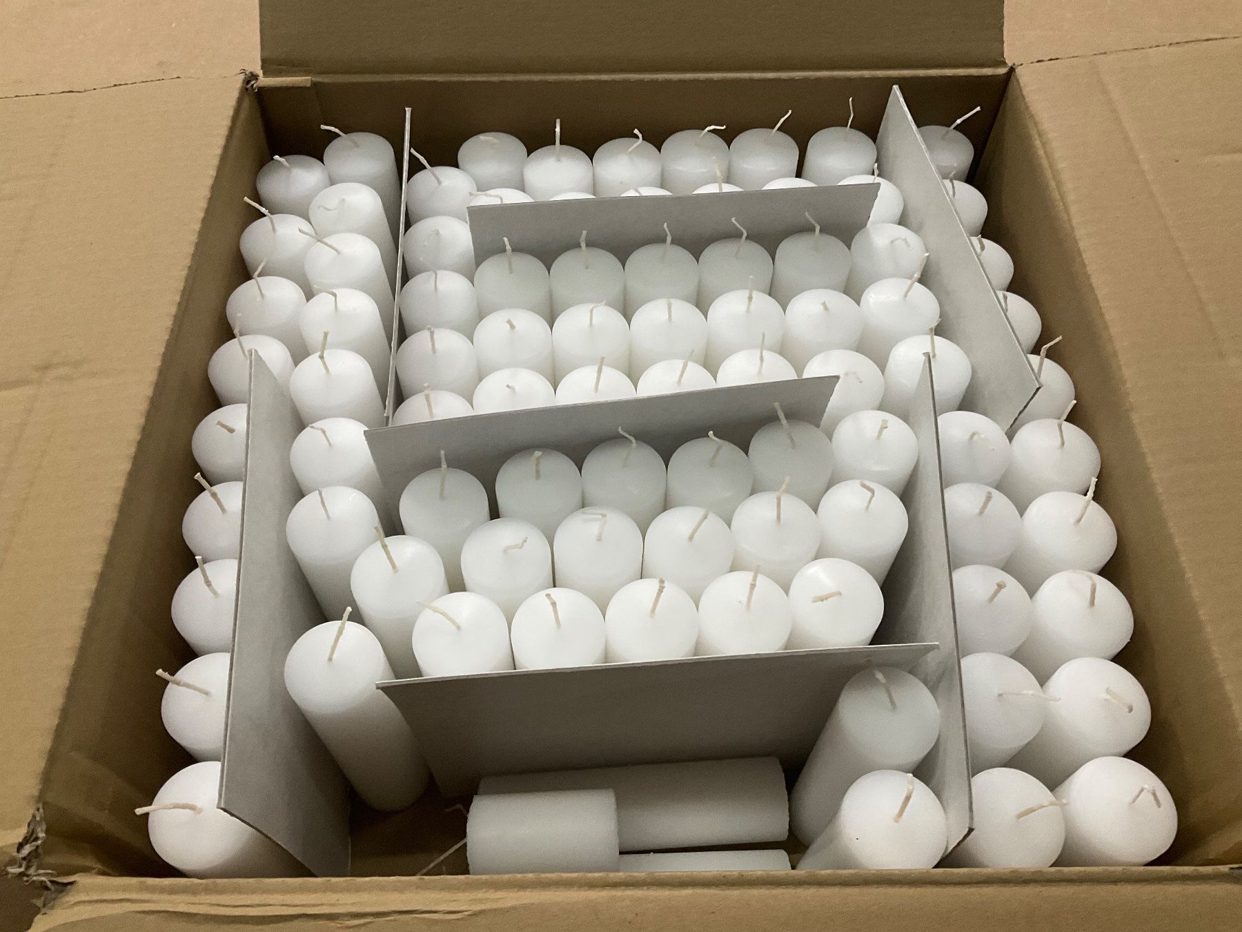 Candele: 882 Posten Kerzen Rohlinge aus Liquidation – Nuovo (secondo la descrizione) da Derendingen venduto da Meisterstuecke
