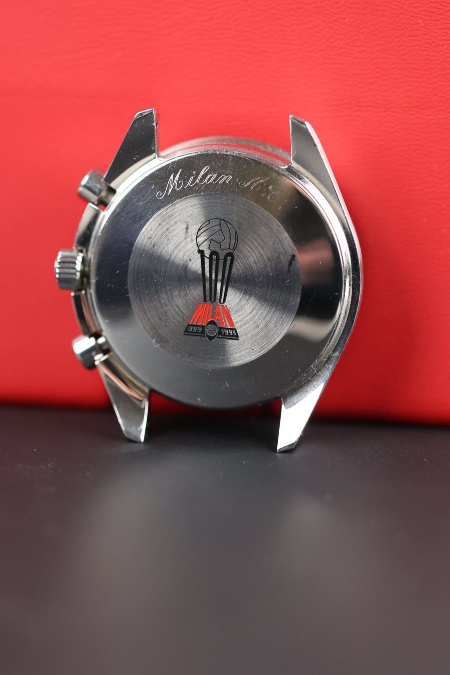 Omega Orologi: Omega Speedmaster Reduced 'AC Milan Limited Edition' – Usato da Zürich venduto da Lazulivintagewatches 4