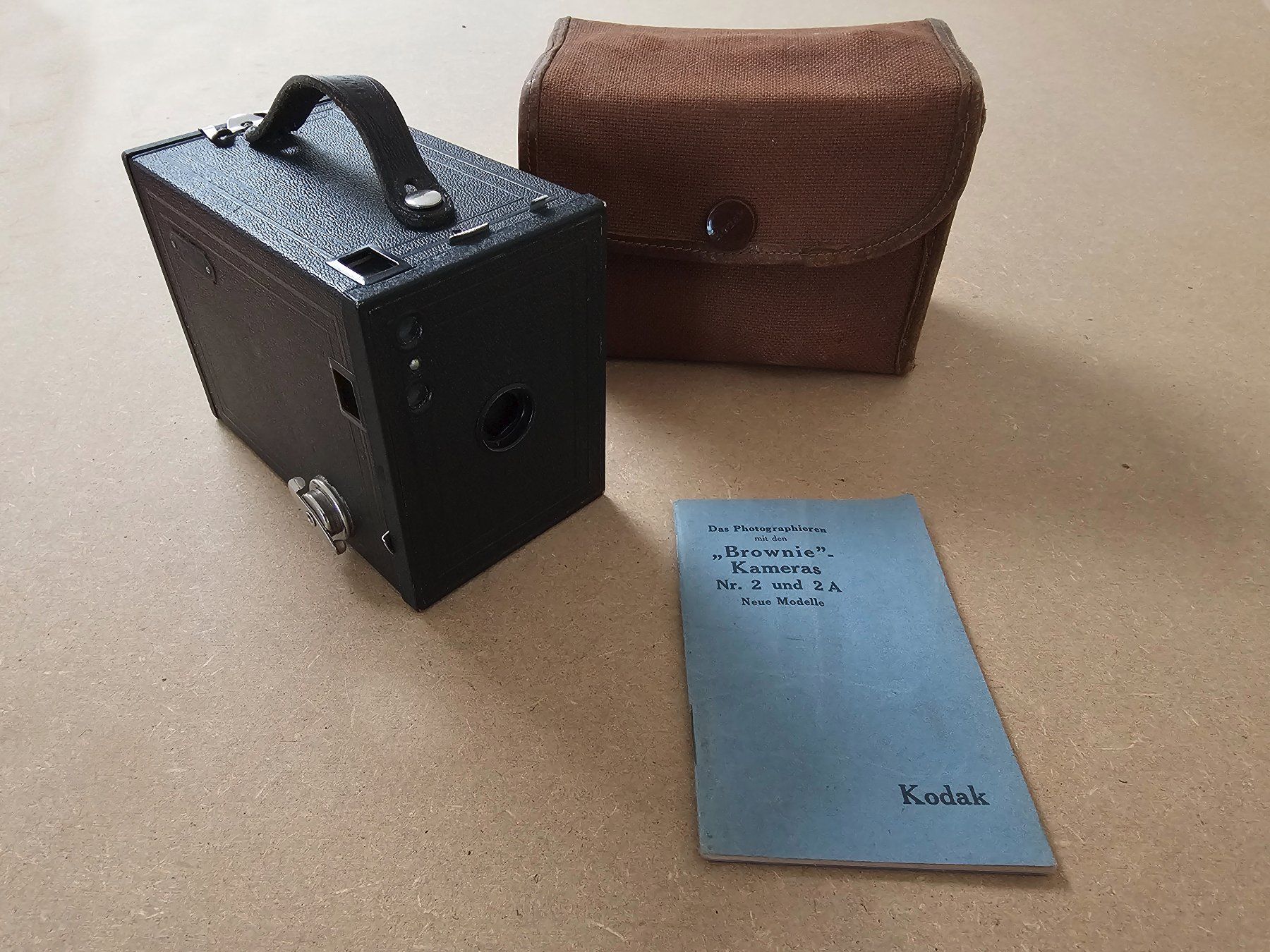 Kodak Kamera: Kodak Brownie Nr. 2 – Gebraucht aus Gümligen von Tinu0455