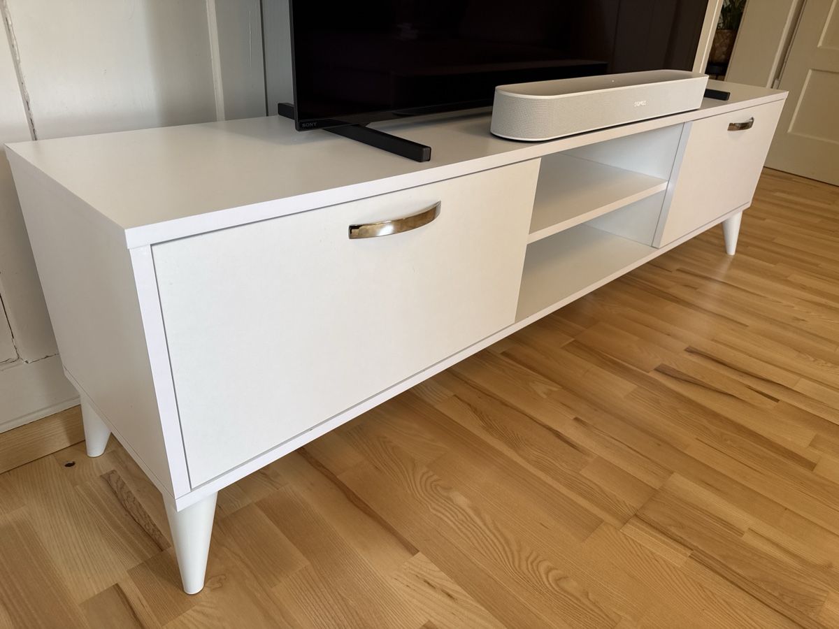 TV Möbel: Fernsehtisch x lowboard / sideboard weiss – Gebraucht aus Zürich von Doriga 1