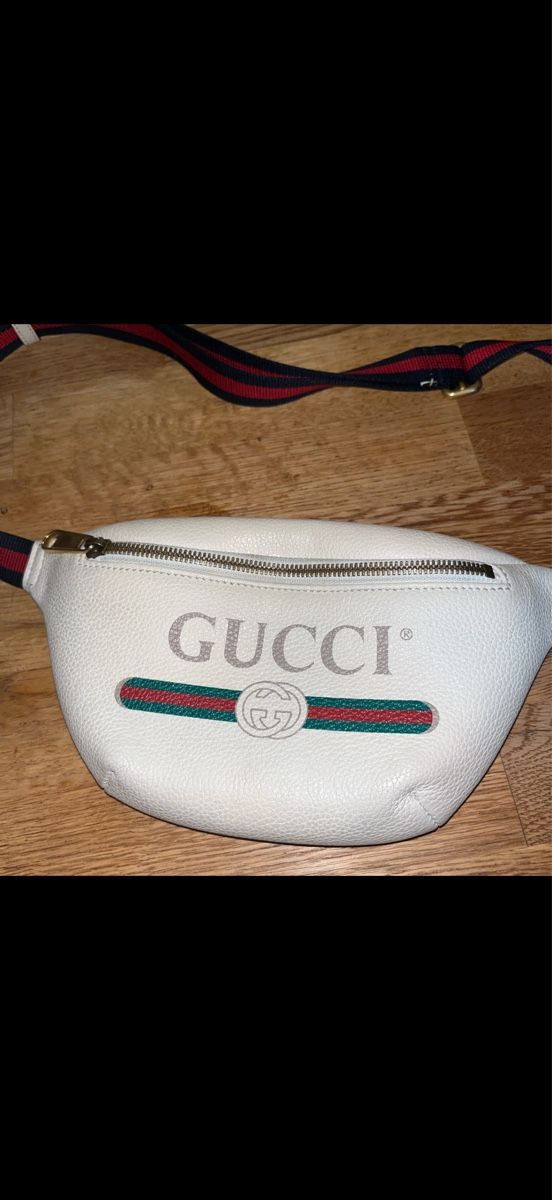 Gucci Taschen: Gucci Kalbsleder Tasche – Gebraucht aus Buttikon SZ von FDI