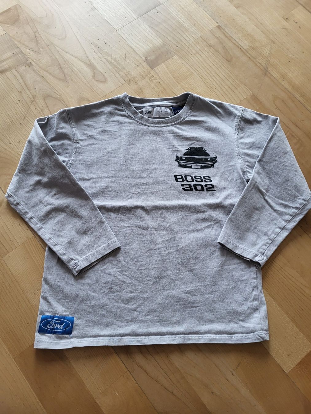 Zara Hemden, T-Shirts & Polos: Zara  T-Shirt  FORD  - 8-9 ans /130cms  - – Gebraucht aus Zumikon von cozurich