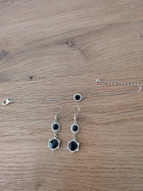 Altri gioielli: Modeschmuck Set  – Usato da Aarburg venduto da Noemi.H 4